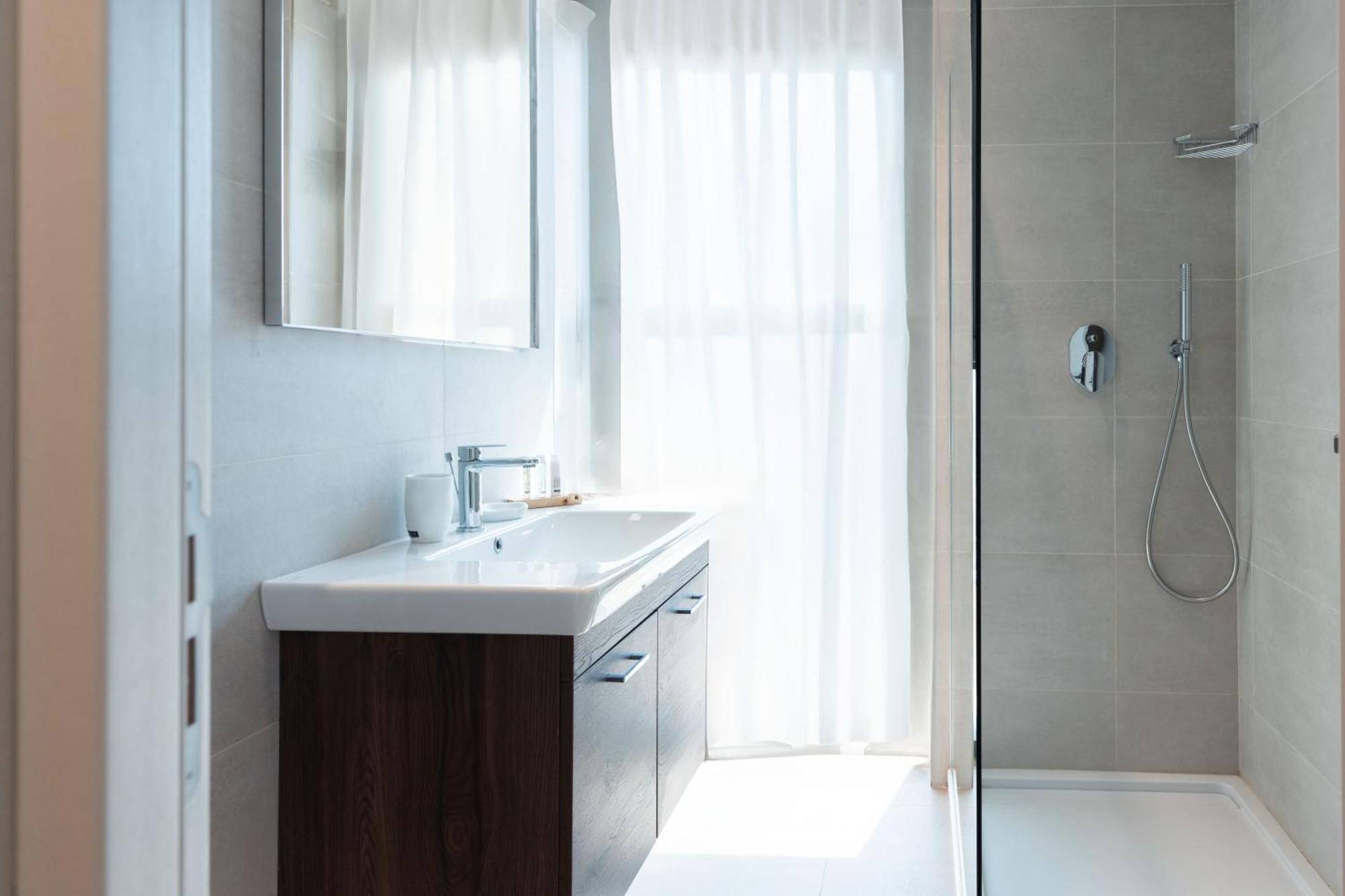 Mercury Tower Superb 1br With Rooftop Pool By Arcobnb Appartement