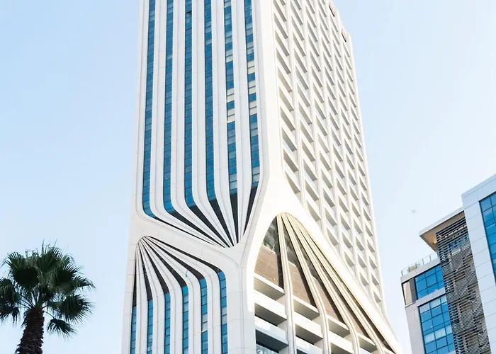 Mercury Tower Superb 1Br With Rooftop Pool By Arcobnb